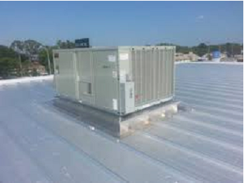 Rooftop HVAC system for a large commercial building